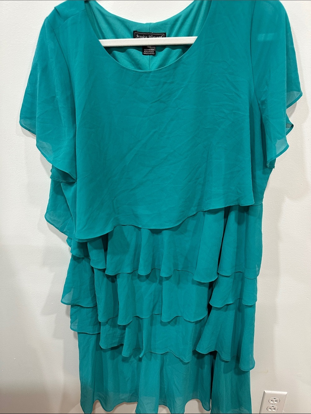 Jessica Howard Emerald Scoop Neck Dress